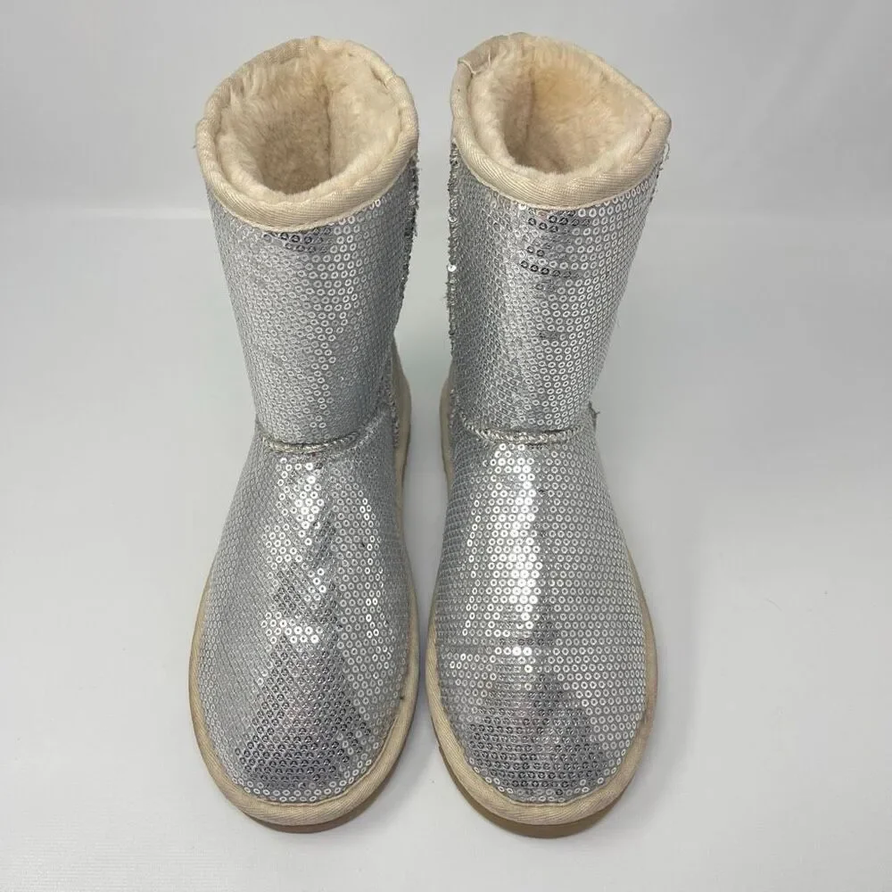 UGG Classic Short Silver Sequin Sheepskin Lined Boots Women’s Size 7